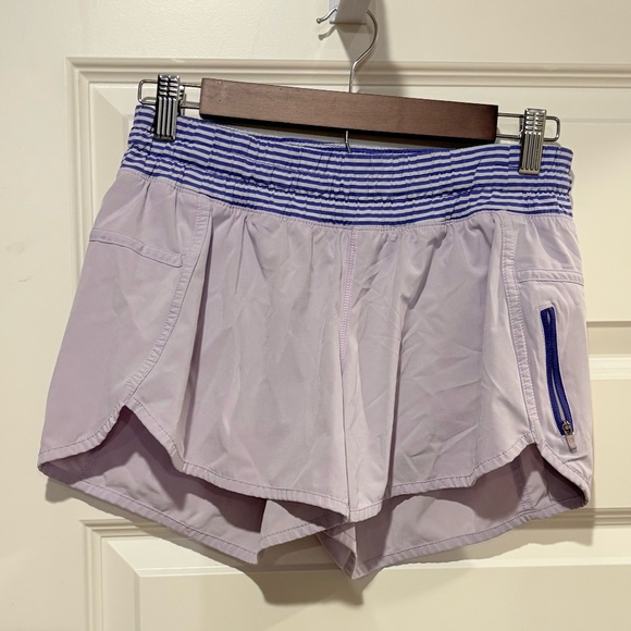 Lululemon Tracker Short III Pretty Purple Running Shorts Women's 6 ~ EXCELLENT - Picture 2 of 6